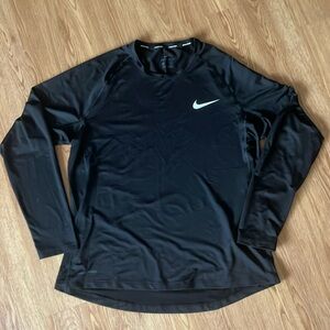 Men’s xl long sleeve Nike Pro Dri-fit black tee